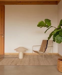 SHAN große Tischlampe in Weiß und Beige - Umgebung 2