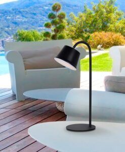 Schwarze Tischleuchte 34 cm Höhe CUCO LED - Umgebung